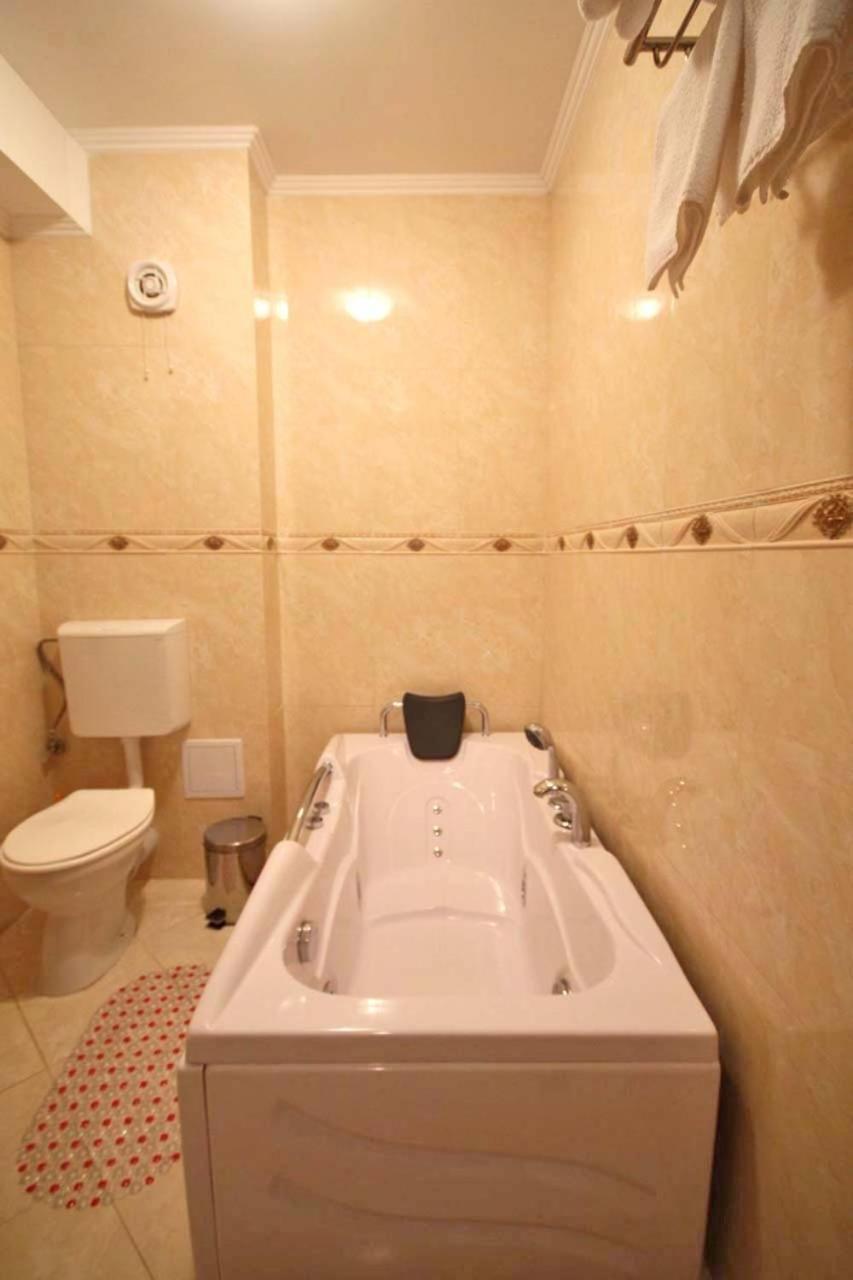 Hotel Ibiza Eforie Nord Extérieur photo